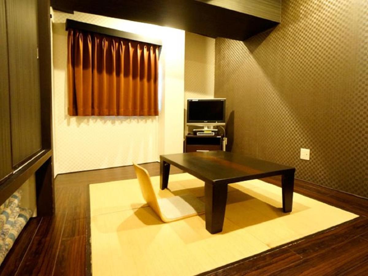 Hotel Livemax Budget Esaka Suita Exterior photo