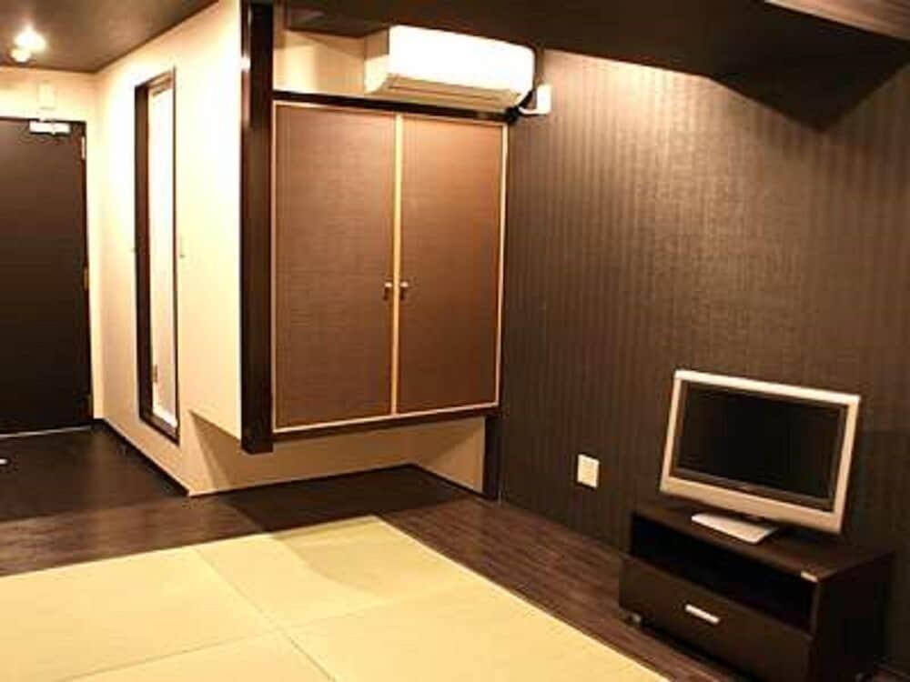 Hotel Livemax Budget Esaka Suita Exterior photo